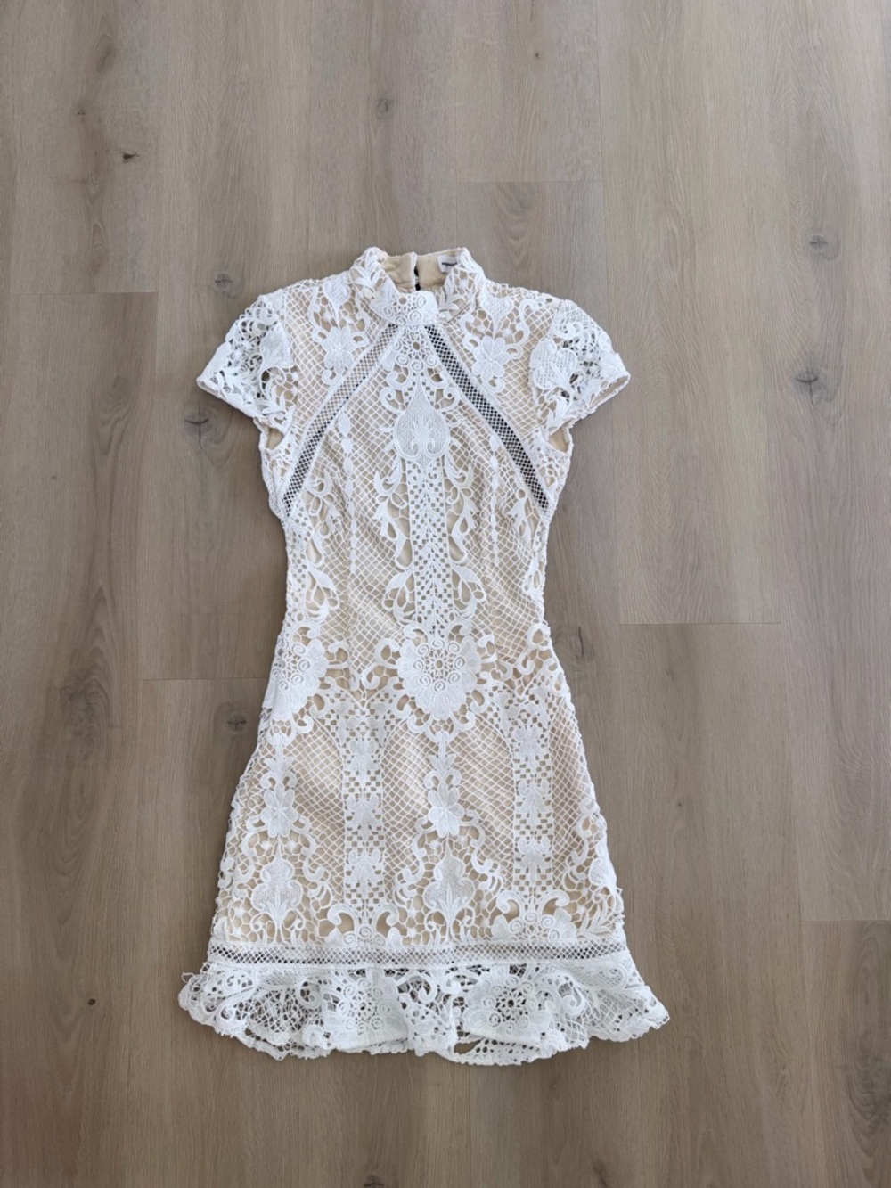 superdown White Lace High-Neck Mini Dress with Scalloped Hem